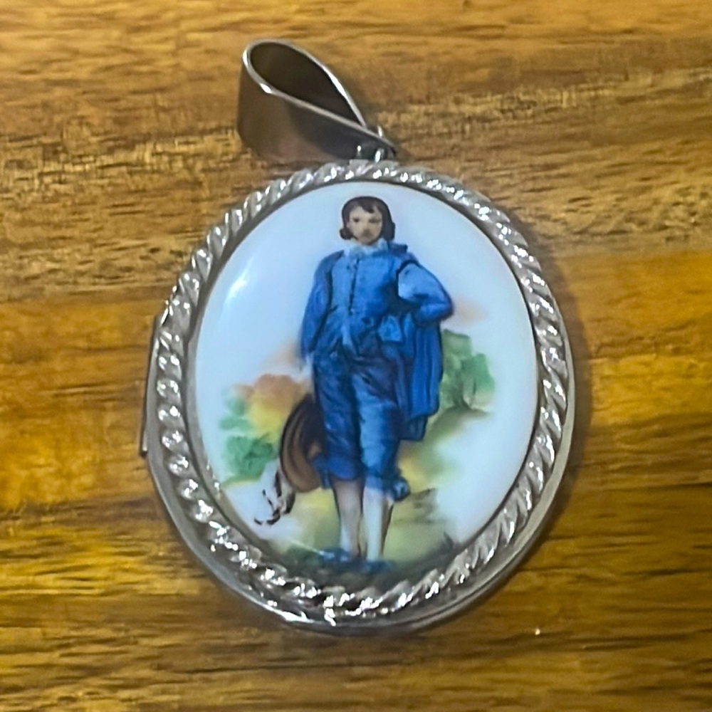 Boy Blue silver tone locket